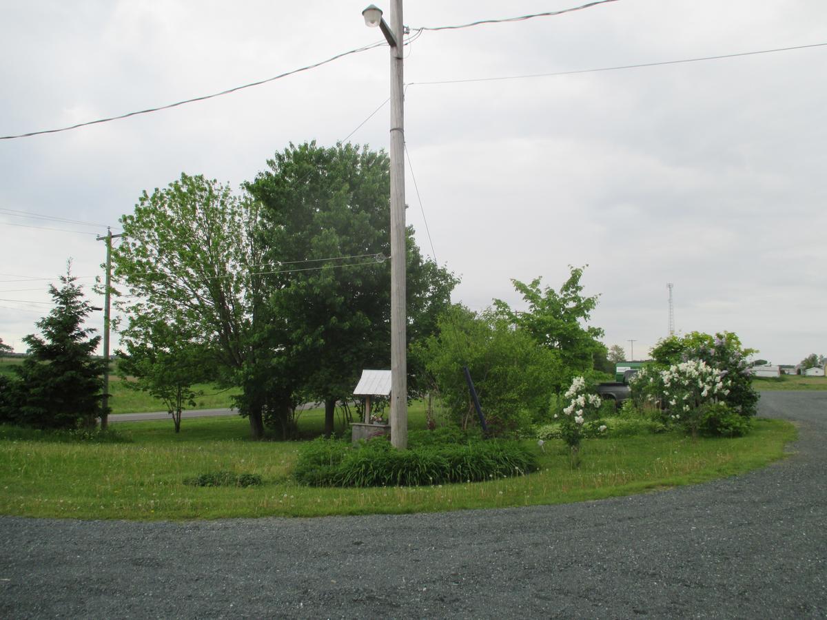 Gite Agricole Les Lilas Saint Wenceslas Esterno foto